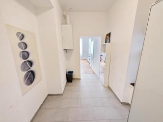 Charming Stay at Märzstraße Apartment Close to Vienna Attractions MZ17a - Viena - 8
