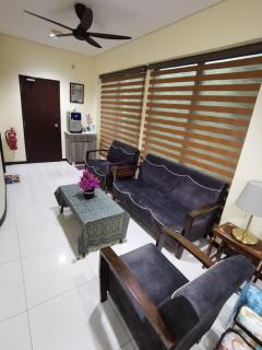 OYO 90883 Pavilion Inn Hotel - Lumut - 1