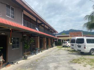 OYO 90910 Homestay D Lalang Inn - Kuah - 8