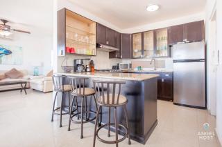 Large Private Terrace & Expansive Views - La Paz - 4