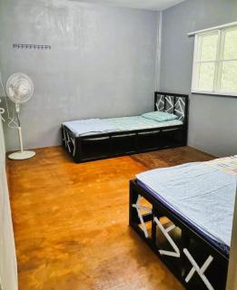 OYO Home 90491 Flinstone Lodge - Kota Kinabalu - 5