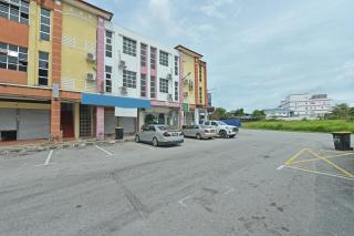 OYO 90644 M Three Hotel - Kampong Batu Tiga - 9