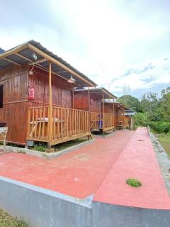OYO Home 90737 Disan Baang Kiulu - Ranau - 0