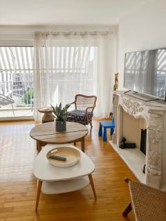 App 94 m2, balcon, ascenseur, 2 ch, 4 couchages - Aurillac - 9