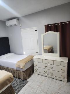 Hilltop Haven - Unity Hall - 9