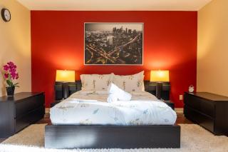 Majestic Mansion with Bar and Entertainment Space - Mississauga - 7