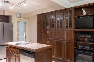 Majestic Mansion with Bar and Entertainment Space - Mississauga - 3