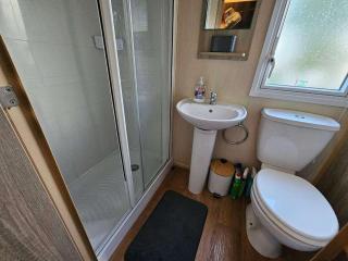 Jayden 3 bed balcony - Rhyl - 5