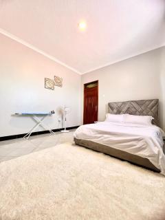 The Green Apartment - Kampala - 1