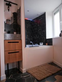 Love Room - Luxe et Romance - Bourg-en-Bresse - 7