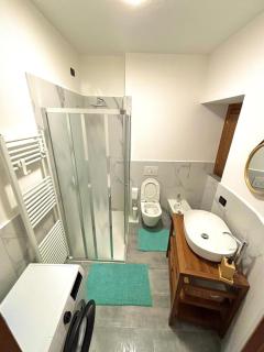 SELA HOUSE - Oasi di Tranquillità tra Lago e Montagna a Lecco - Lecco - 8
