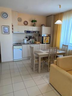 Harmony Hills Tomovi Apartment K32 - Rogachevo - 1