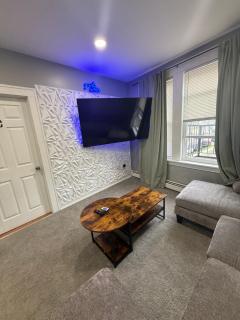 EWR Private Bedroom in shared elegant condo - Room 2B - Elizabeth - 6