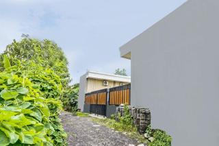 OYO 92541 Suny Kost Syariah - Sidoarjo - 2