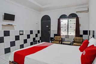 OYO 92579 Hotel Mutiara - 7