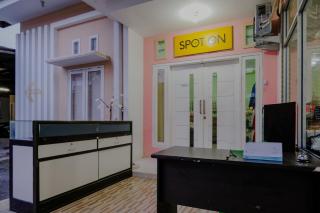 OYO Life 2417 Melati Residence - 3