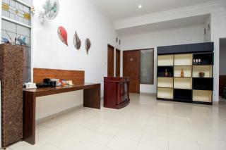 Super OYO Collection O 1061 Aliya Homestay - Yogyakarta - 9