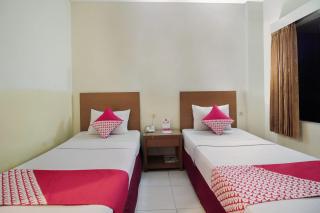 Capital O Galaxy Inn - 8