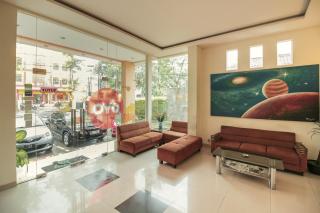 Capital O Galaxy Inn - 4