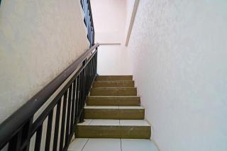 OYO Life 92720 Mekarwangi Guest House - Bandung - 8
