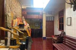OYO 94114 Melros Place Homestay - Sungguminasa - 2
