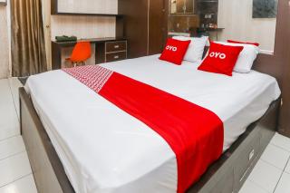 OYO 94041 Royal Stay - Depok - 4