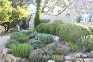 Le Hameau Fleur de Pierres , Chambre , Gite et Table d'Hôtes - Murs - 8