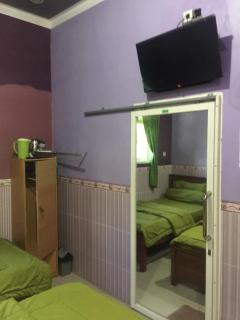 OYO Life 93055 Fathin Hotel - 5