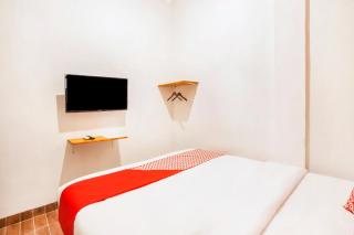 OYO 2720 Sutomo Inn - Medan - 4