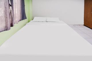 SPOT ON 91792 Solo Baru 2 Homestay Syariah - Jodoh - 9