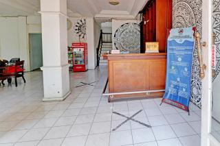 OYO 2452 Hotel Metro - Bandung - 5