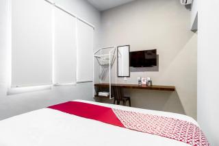 Super OYO 360 Mangaan Residence - Medan - 5