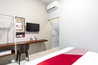Super OYO 360 Mangaan Residence - Medan - 6