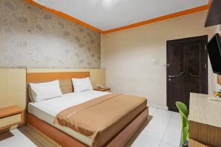 Collection O 93163 Hotel Grand Kartika - Parepare - 0