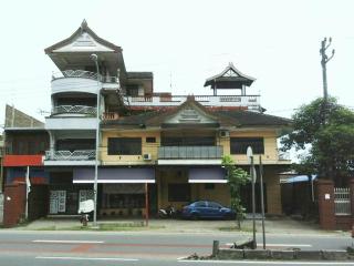 OYO 2703 Hotel Transit 1 - Makassar - 5