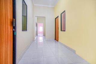 OYO Life 570 Pesona Asri Homestay Syariah - Palembang - 7