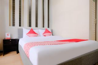 OYO 2376 Tiara Family Residence - Batu - 0