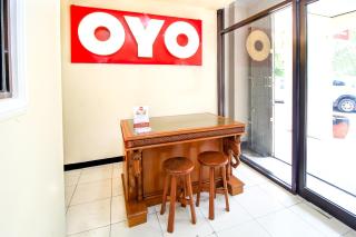 Super OYO Capital O 217 A1 Hotel - Surabaya - 9