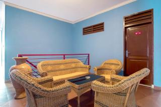 SUPER OYO 356 Titipapan Residence - Medan - 0