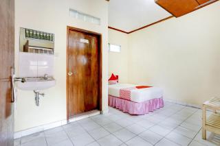 Super OYO 3261 Hotel Ratu - Denpasar - 3