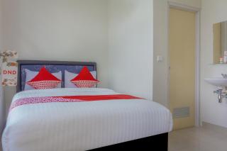 Hotel O 77 Guesthouse - 2