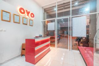 OYO 390 '77 Guesthouse - Cilandak - 8