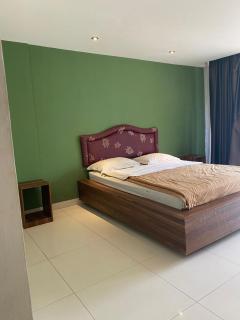 SMART OYO 94109 Nina's Room - Depok - 3