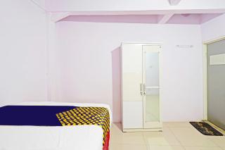 SPOT ON 91557 Biring Residence - Cimahi - 2