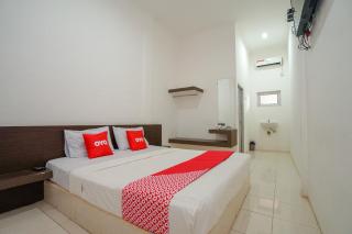 SUPER OYO 1868 Penginapan Sekip - 8