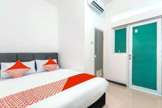 Hotel O J&b Room Utan Kayu - 3