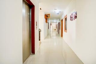 Petraya Residence Near City of tomorrow Mall - Surabaya - 9