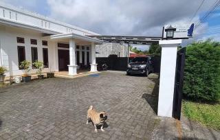 SPOT ON 92777 Leheran Homestay Near CHR FARM - Tomohon - 8