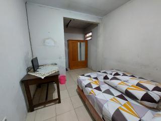 SPOT ON 92777 Leheran Homestay Near CHR FARM - Tomohon - 5