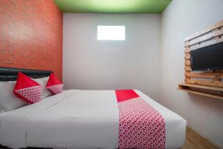 Collection O Bwalk Hotel Malang - 3